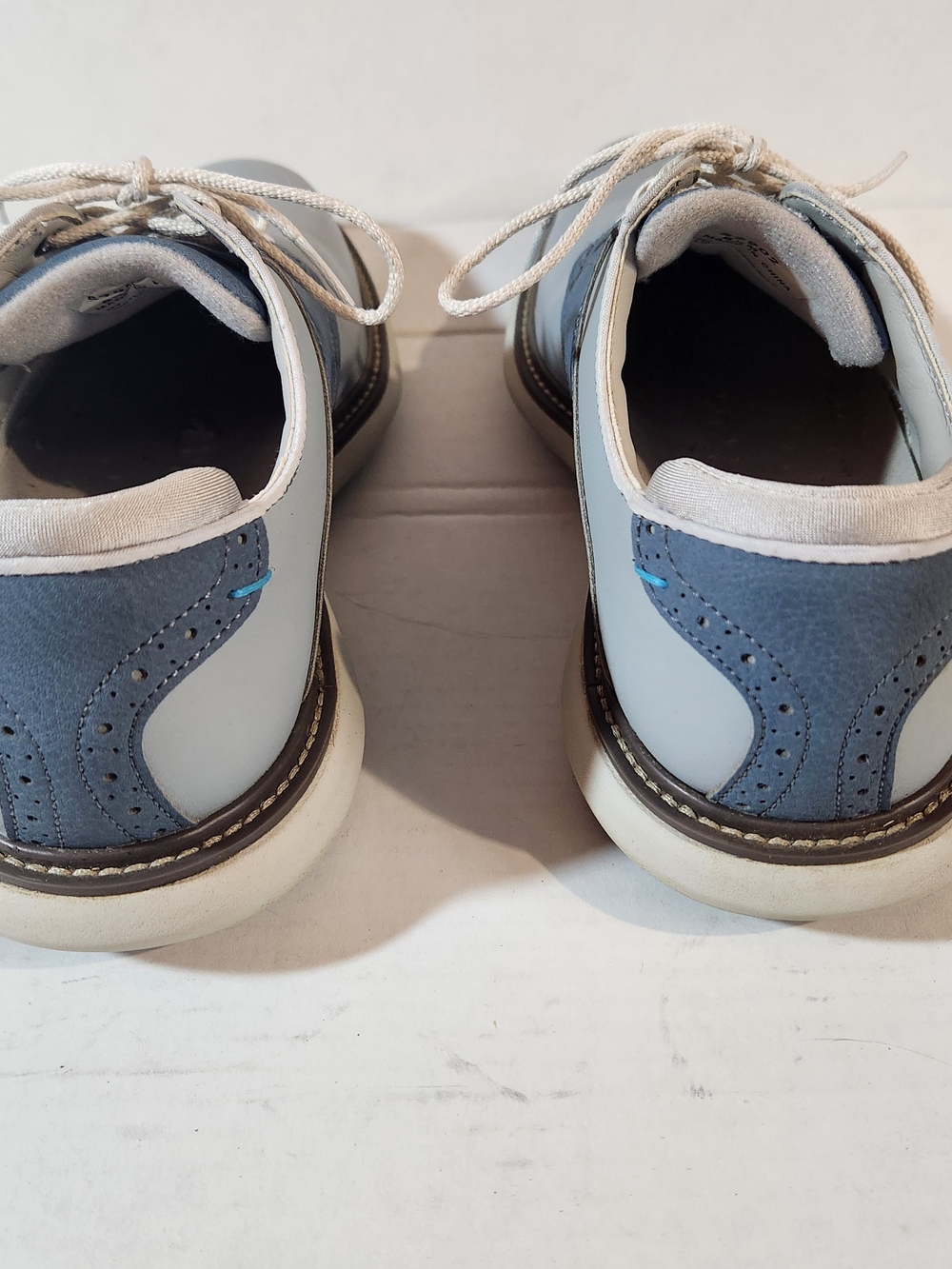 FootJoy Two-Tone Derby in Light Gray and Blue - Picture 4 of 7